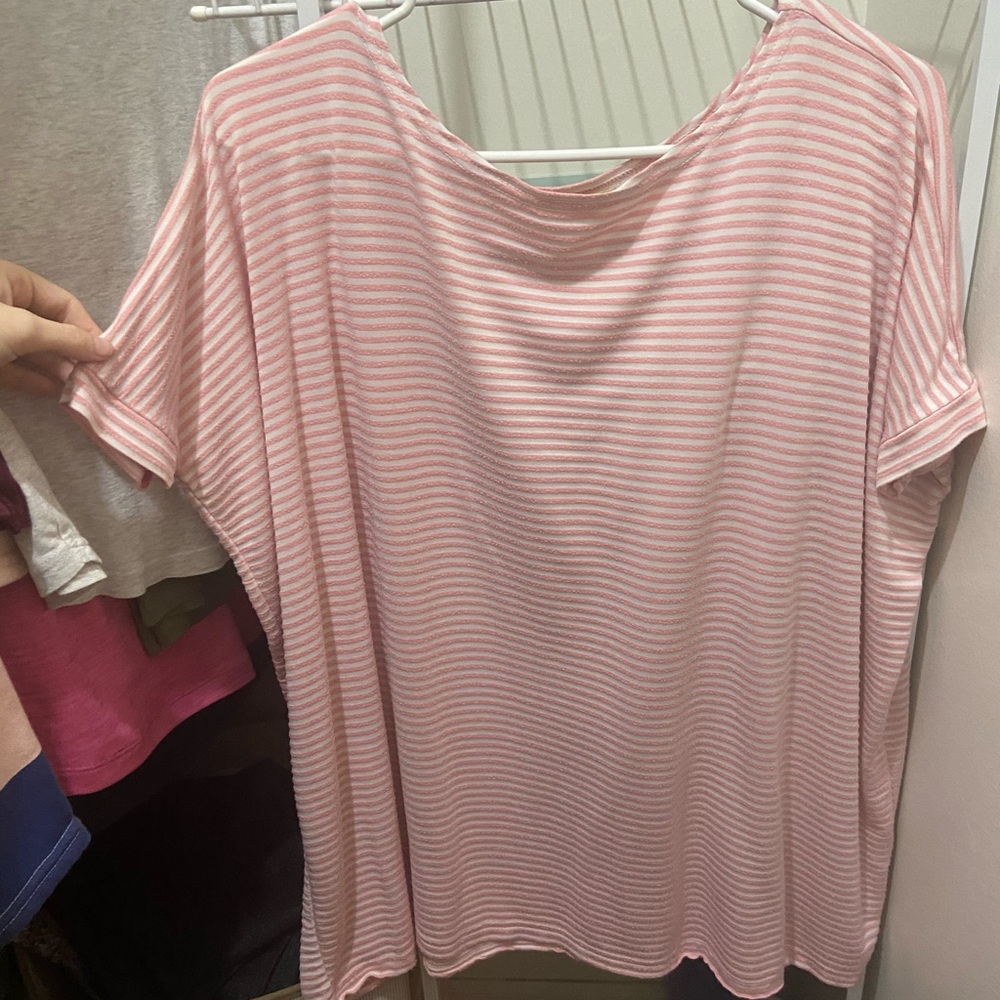 Short Sleeve Piko Top